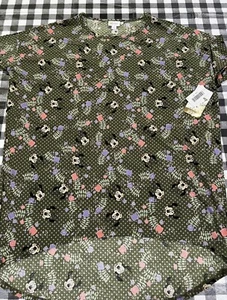Camisa túnica LuLaRoe M Disney Irma mediana lazos de Minnie Mouse verde safari #730 - Imagen 1 de 5