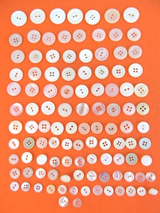 Vintage weiße Knöpfe verschiedene Farben Größen Stile alt 108 Posten Basteln Nähen S2 - Bild 1 von 10