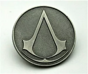 Video Game Assassin's Creed Revolution Loot Crate Lapel Pin NOS May 2016 New MOC - Picture 1 of 3