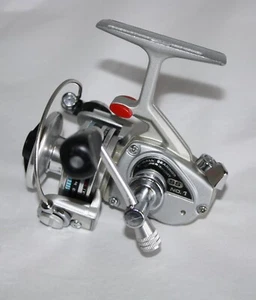 Mulinello da spinning ultraleggero Daiwa SS-1 "Super Sport" completamente ricostruito Giappone - Foto 1 di 6
