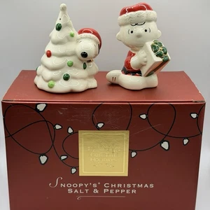 Lenox Snoopy’s Weihnachten Charlie Brown Salz & Pfefferstreuer in Box 6238489 - Bild 1 von 15