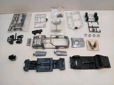 Smokey And The Bandit II ERTL 1/25 Die Cast Metal Trans Am 1980 Car Model  - Image 1 of 4