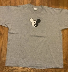 1990s Disney World Yin Yang Graphic T-Shirt Mens 2XL Rare - Picture 1 of 4