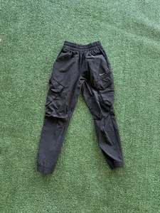 Pantaloni cargo Nike ragazzo neri taglia XS - Foto 1 di 4