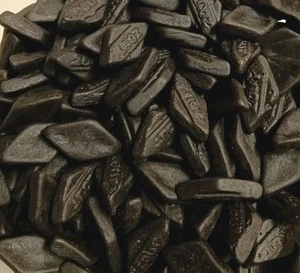 Dutch Licorice - Kraepelien & Holm Medium Diamonds (Schuinzout) 200g - Picture 1 of 2