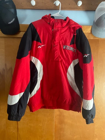 Vintage Wisconsin Badgers REEBOK Jacket 1/2 Zip Mens XLarge Madison XL Cover