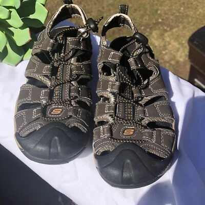 Sandalias Skechers JOURNEYMAN Migrate para niños talla 13 chocolate/taupe 92185L Foto 1 de 4