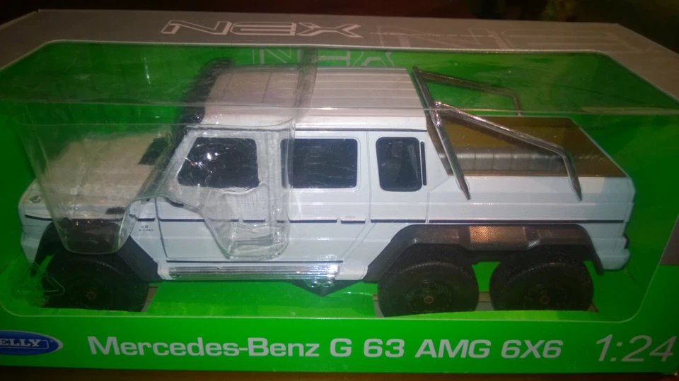 Mercedes-Benz G 63 AMG 6x6 Welly 1:24 - Immagine 1 di 1