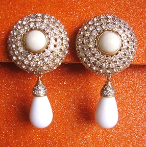 1041 / VALENTINO / TRES BELLES BOUCLES D'OREILLE CLIPS / PENDANTS EN GOUTTE - Imagen 1 de 2
