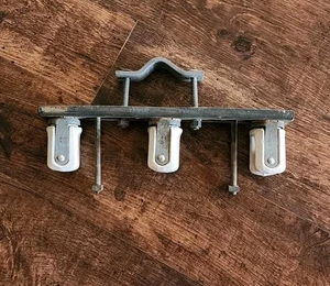 Estante aisladores eléctricos de porcelana blanca vintage para decoración eléctrica hecha en EE. UU. - Imagen 1 de 9