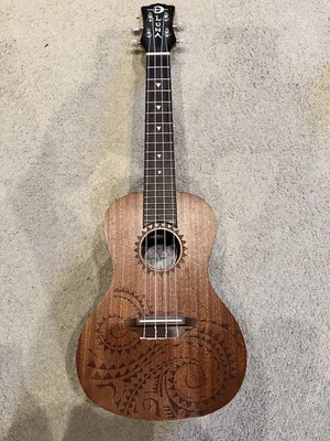 LUNA Tattoo Mahogany acoustic Concert Ukulele  w/ Hard Case Gig Bag  - Image 1 of 4