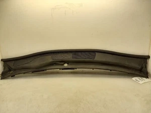 01 02 03 04 05 06 07 Toyota Highlander Cowl Vent Panel - Picture 1 of 12