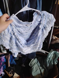 American Eagle Outfitters Medium weiß blau gestreift Spitze Shirt Basic M Crop - Bild 1 von 1