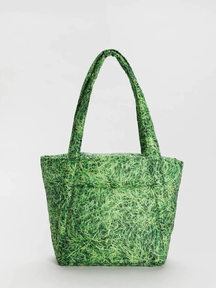 Bolso de Mano Baggu Puffy Mini Estampado de Hierba Foto 1 de 1