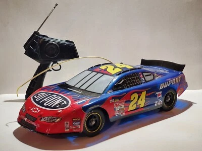 Road Champs 2003 Jeff Gordon #24 1:6 Scale 19" LARGE Radio Control R/C Race Car - Image 1 of 4