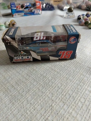 Coche NASCAR Daytona 500 #18 Action Racing Collectables Edición Limitada 1:64 Foto 1 de 4