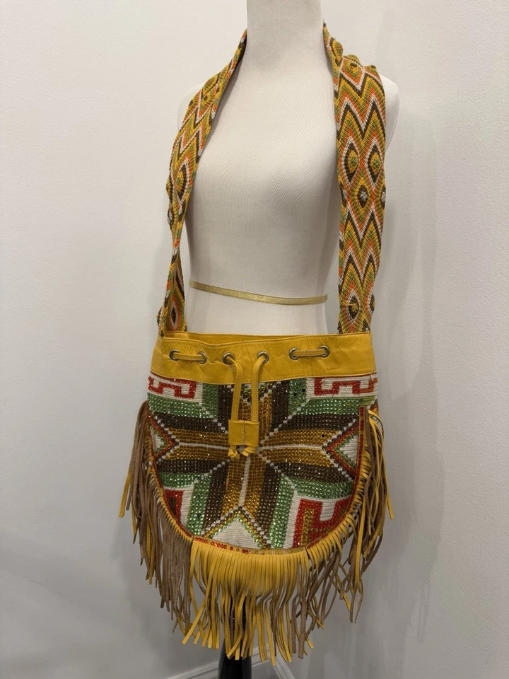Bolso Bandolera Mochila SANTIFICADA Wayuu Begonia Cristal Crochet Tejido Flecos Foto 1 de 4
