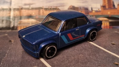 HOT WHEELS 2025 077/250  BMW 2002 no packaging blue - Image 1 of 4