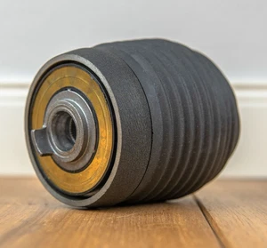 MOMO Lenkrad Nabe L 8010 VW Corrado Golf Jetta Käfer Passat Scirocco Audi 80 90 - Picture 1 of 2