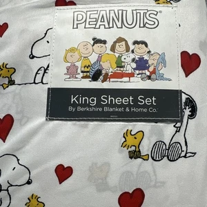 Berkshire Peanuts Snoopy & Hearts 4 piezas & Bag NUEVO Hojas blancas KING Woodstock - Imagen 1 de 4
