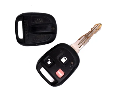 OEM FOR LOCKSMITH Isuzu Keyless Entry Remote Head Key Fob HYQ1512V - Image 1 of 2