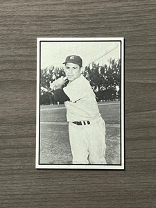YOGI BERRA NY YANKEES - 1979 BBBGTM Baseball Favorites '53 Bowman Extension #71 - Bild 1 von 2