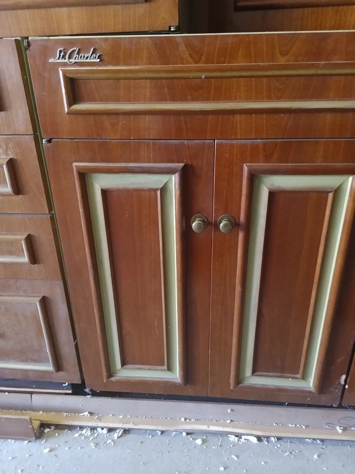 Mid Century Modern St. Charles Kitchen Cabs Full 15 piece set, Denver / Aurora - Image 1 of 4