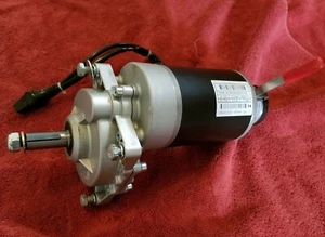 VR2 POWER CHAIR Motor Gearbox Invacare Pronto C09-053-01301 EC90S2432200LGBL MTM - Picture 1 of 7