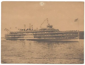 VINTAGE NY HUDSON RIVER DAY LINE STEAMSHIP HENDRICK HUDSON PHOTOGRAPHIC POSTCARD - Picture 1 of 2