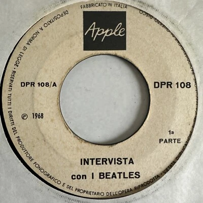 THE BEATLES UNA SENSAZIONALE INTERVISTA 7” VINYL APPLE ITALIAN 1968 PROMO - Image 1 of 4