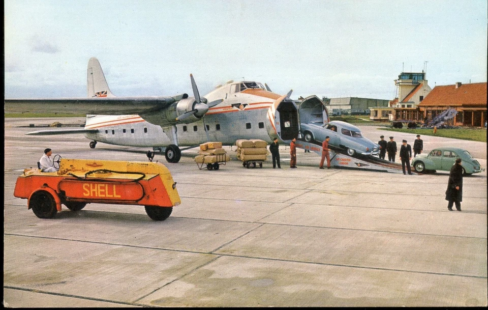 Airport Postcard Ostende & Bristol Freighter - Image 1 of 1