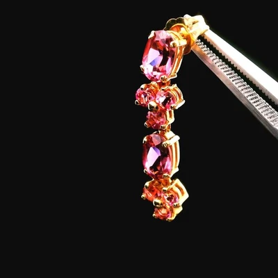 Pendientes colgantes de turmalina rosa de oro amarillo de 14 quilates - 2,799 g (1,80 DWT) Foto 1 de 4