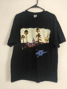 Camiseta de colección 2005 The Eagles Hotel California negra gráfica Tour XL 22x30 - Imagen 1 de 4