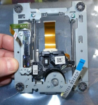 Microsoft Xbox 360 S 1439 DG-16D4S/16D5S Complete Lens Assembly-Pulls Right out - Image 1 of 4