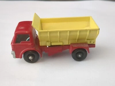 Matchbox Lesney 1966 No. 70-B Ford Grit Spreader Truck. (10) - Image 1 of 4