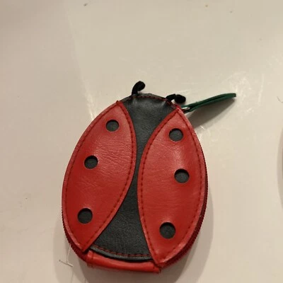 Ladybug Figura Monedero con Cremallera 3.5" Largo Foto 1 de 3