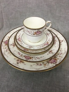 Noritake China Brently #9730 5 Piece Place Setting - Picture 1 of 7