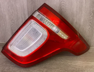 Luz trasera derecha lado del pasajero # 2011-2012-2013-2014-2015 Ford Explorer OEM Foto 1 de 4