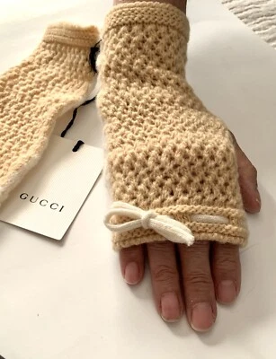Guantes sin dedos Gucci para mujer nuevos con etiquetas - Calentadores de manos talla L hechos en Italia. Foto 1 de 4