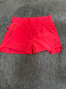 Damen Hot Pink Laufen Sport Shorts mit Innenfutter & Reißverschlusstasche M - Bild 1 von 3