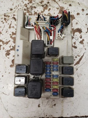 Fuse Box Engine VIN B 4th Digit VQ35DE Fits 04-06 MAXIMA 1393748 - Image 1 of 4