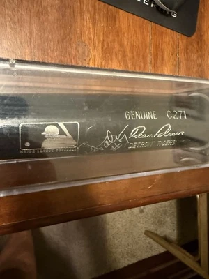 Бита с автографом Дина Палмера из Detroit Tigers Louisville Slugger C271 с витриной - Изображение 1 из 2