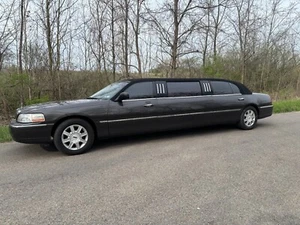 2007 Lincoln Town Car EXECUTIVE TOWNCAR LIMO - Picture 1 of 23