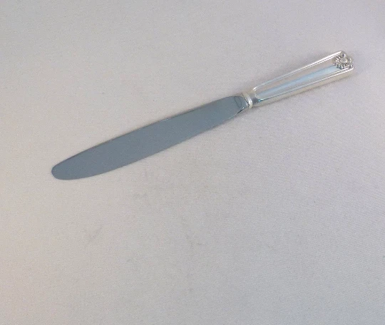 Fiddle Shell by Towle Sterling Dinner Knive(s)-9 1/2"-New/ Modern Blade - Image 1 of 3
