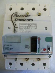 LEGRAND 40 AMP 25kA FOUR POLE MCCB DPX 250 ER 252 12 - Picture 1 of 4