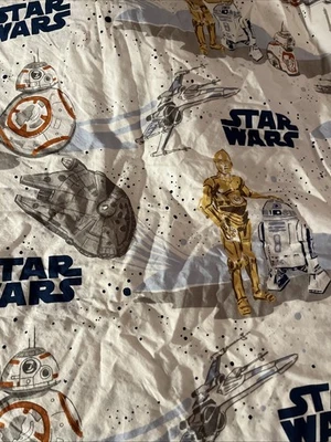 Sábana plana Pottery Barn Kids Star Wars™ Droid™ orgánica Queen solamente Foto 1 de 4