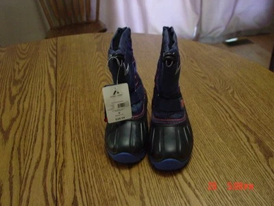 Botas de invierno para niños pequeños de Ozark Trail ¡¡LEER MEDIDAS!!! Foto 1 de 4