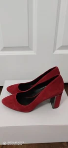 DKNY Womens Red Heel Plate Sila Almond Slip On Leather Pumps Shoes 7M - Picture 1 of 5