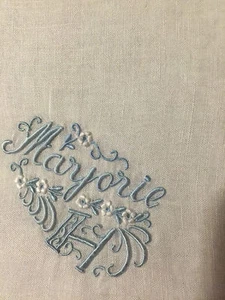 VINTAGE LINEN HANDKERCHIEF BRIDAL WEDDING White  with BLUE  MARJORIE H MONOGRAM - Bild 1 von 5