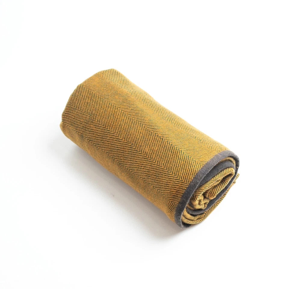 Manta de Meditación de Cachemira de Alta Calidad Yoga Viaje Lanzamiento Nepal Hecha 56"X90" Foto 1 de 4